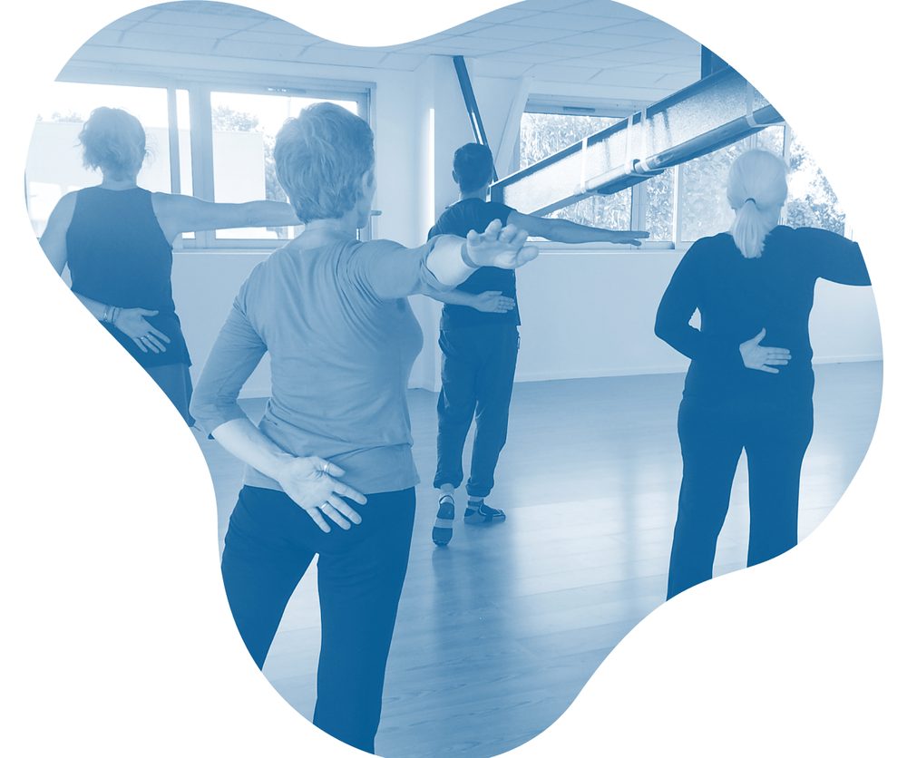 Cours de danse contemporaine à La Danseraie